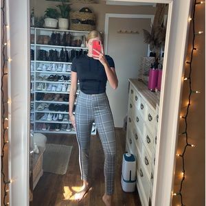 NWT Streetwear society skinny leg plaid trousers pants size small